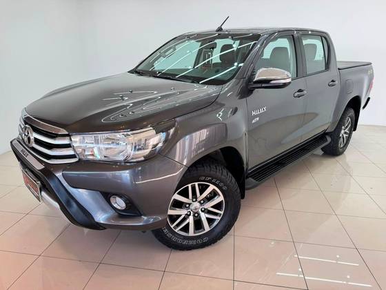 TOYOTA HILUX 2.7 SRV 4X4 CD 16V FLEX 4P AUTOMÁTICO TOYOTA HILUX 2.7 SRV 4X4 CD 16V FLEX 4P AUTOMÁTICO